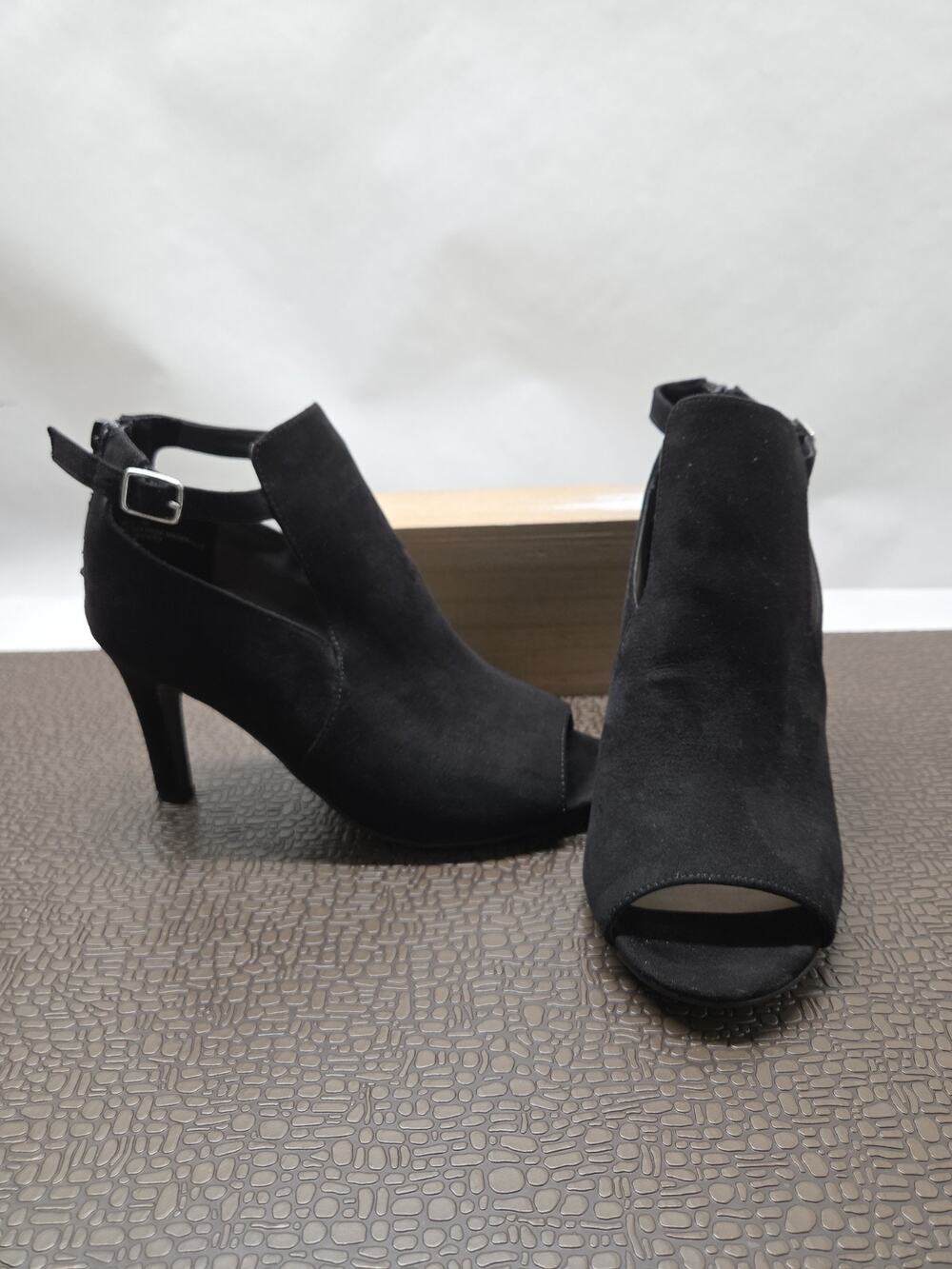 Torrid Black Cut Out Heel Bootie Women's Size 7